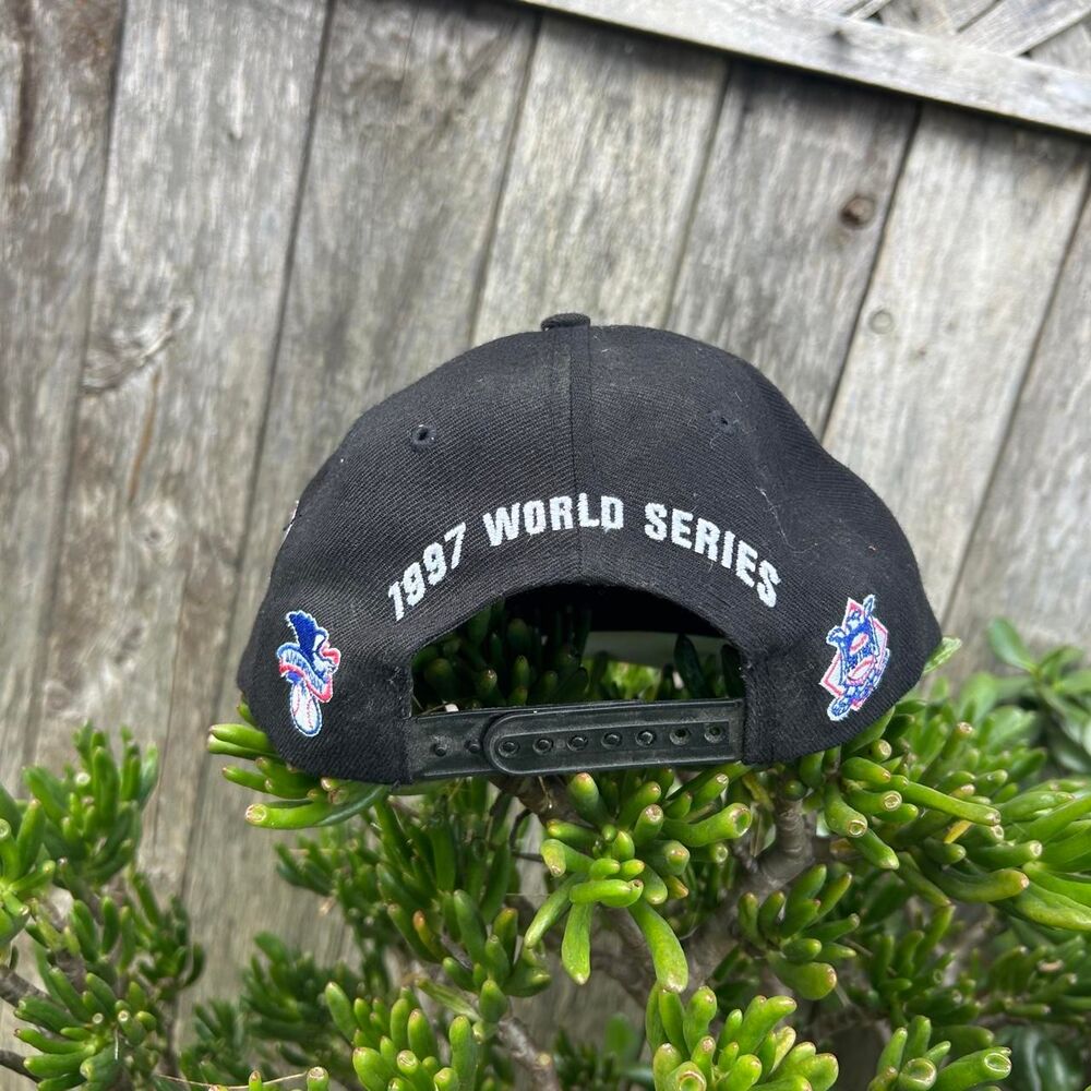 Vintage 1997 World Series Cleveland Indians Embroidered MLB Hat